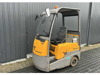 Складські тягач JUNGHEINRICH