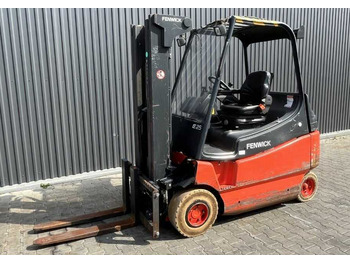 Електронавантажувач LINDE E25