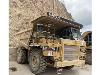 Самоскид CATERPILLAR