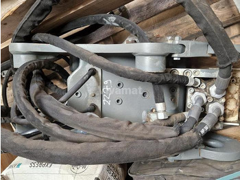 Будівельна техніка LIEBHERR