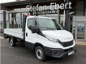 Легка бортова вантажівка IVECO Daily 35s16