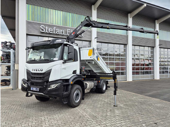 Самоскид вантажівка IVECO X-WAY