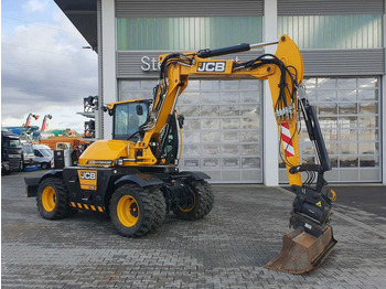 Колісний екскаватор JCB