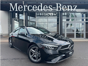 Седан MERCEDES-BENZ