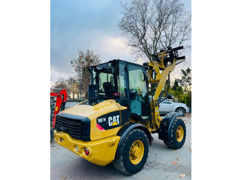 Колісний навантажувач Caterpillar 907H: фото 3