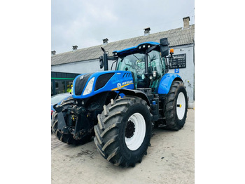Трактор NEW HOLLAND T7.230