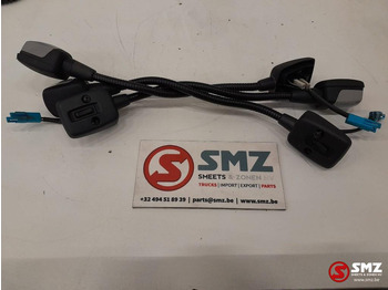 : фото в шапці сторінки