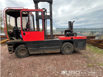 Навантажувач вилковий