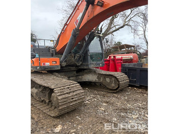 : фото в шапці сторінки