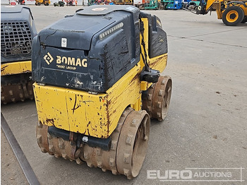 Асфальтоукладальна машина BOMAG