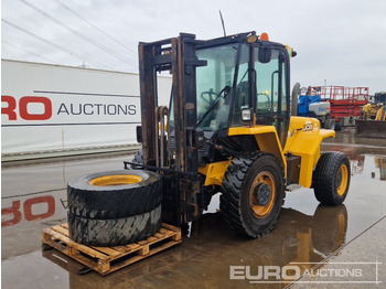 Навантажувач підвищеної прохідності JCB
