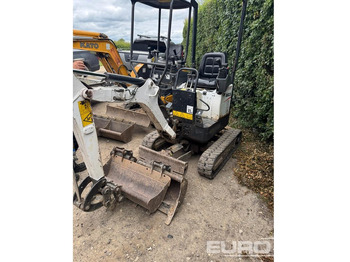 Міні-екскаватор BOBCAT E10