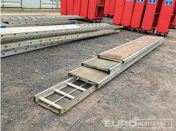Будівельне обладнання 6.1m, 4.8m, 4.8m & 3.6m Aluminium Staging Board (4 of): фото 3