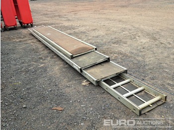Будівельне обладнання 6.1m, 4.8m, 4.8m & 3.6m Aluminium Staging Board (4 of): фото 2