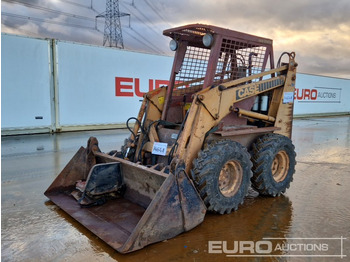 Міні-навантажувач CASE