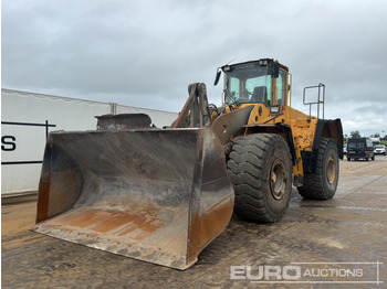 Колісний навантажувач VOLVO L220E