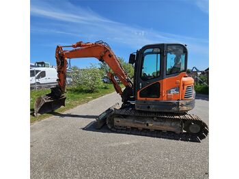 Міні-екскаватор DOOSAN DX85R-3