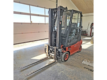 Навантажувач вилковий LINDE E16