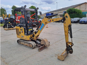 Гусеничний екскаватор CATERPILLAR 301.8