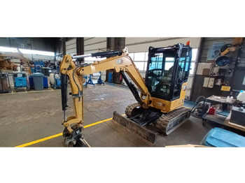Гусеничний екскаватор CATERPILLAR 302.7