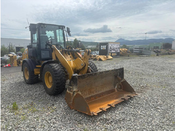Колісний навантажувач CATERPILLAR 908