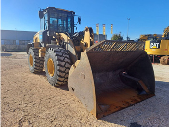 Колісний навантажувач CATERPILLAR 926M