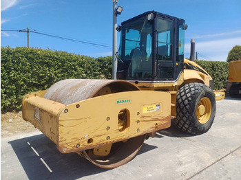 Компактор CATERPILLAR