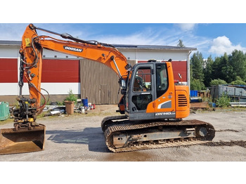 Гусеничний екскаватор DOOSAN DX140