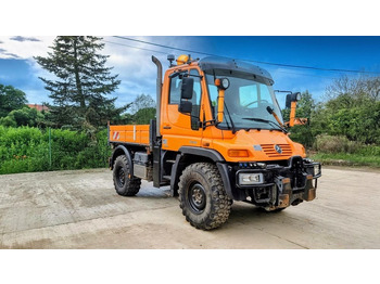 Комунальна/ Спеціальна техніка UNIMOG U300