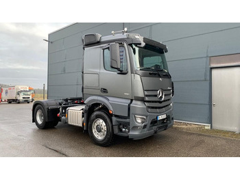 Тягач MERCEDES-BENZ Actros 1851