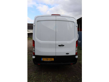 Суцільнометалевий фургон Ford Transit: фото 5