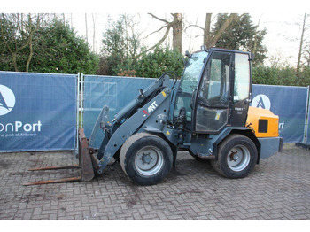 Колісний навантажувач GIANT