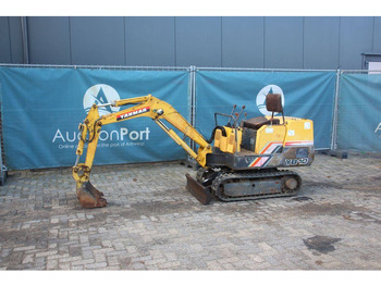 Міні-екскаватор YANMAR