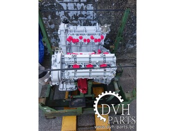 : фото в шапці сторінки