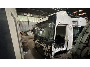 Кабіна й інтер'єр Volvo FH AERO: фото 3 Кабіна й інтер'єр Volvo FH AERO: фото 3