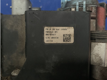 Паливний насос Volvo FM11: фото 2