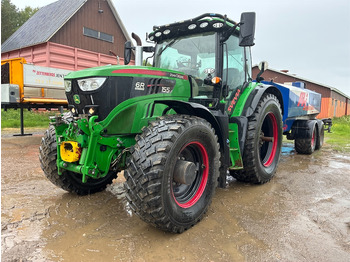 Трактор JOHN DEERE