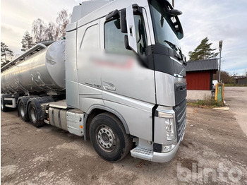 Тягач VOLVO: фото 5