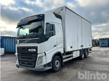 Вантажівка з закритим кузовом VOLVO FH