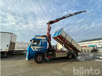 Самоскид вантажівка VOLVO FM12