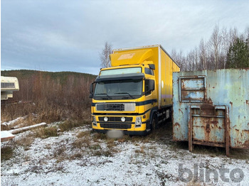 Вантажівка з закритим кузовом VOLVO FM9
