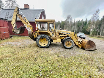 Екскаватор-навантажувач VOLVO