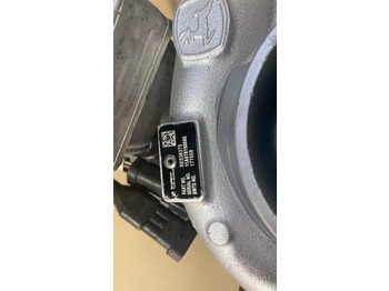 Турбіна в категорії Трактори BorgWarner RE536375 JOHN DEERE TRAKTOR: фото 2 Турбіна в категорії Трактори BorgWarner RE536375 JOHN DEERE TRAKTOR: фото 2