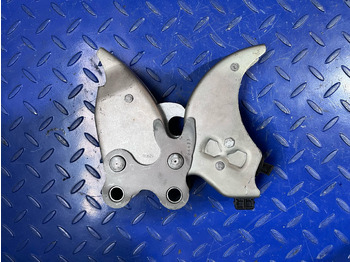 Кабіна й інтер'єр MERCEDES-BENZ