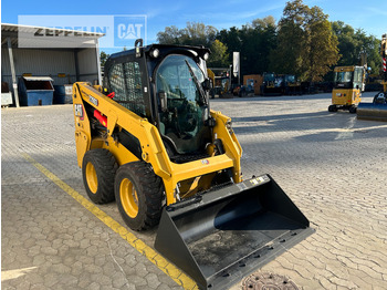 Міні-навантажувач CATERPILLAR 226D