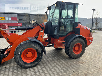 Колісний навантажувач Cat 908H: фото 3