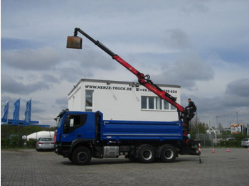 Самоскид вантажівка IVECO