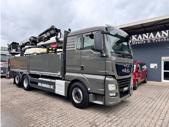 Вантажівка з маніпулятором MAN TGX 26.460