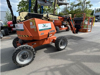 Колінчастий підйомник JLG