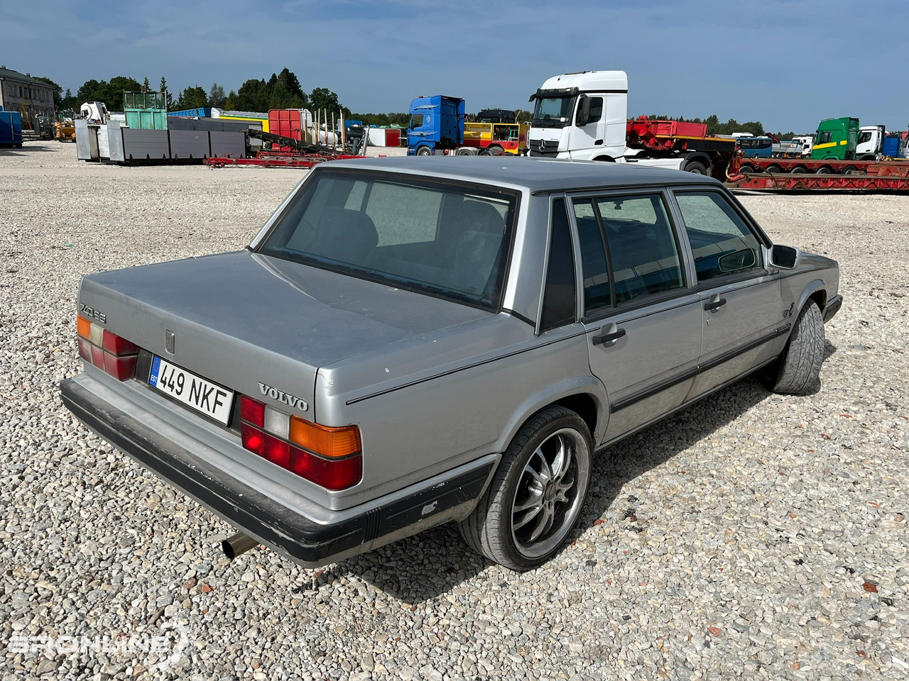 1992 VOLVO 740SE 2.3 85kW - Легковий автомобіль: фото 4 1992 VOLVO 740SE 2.3 85kW - Легковий автомобіль: фото 4